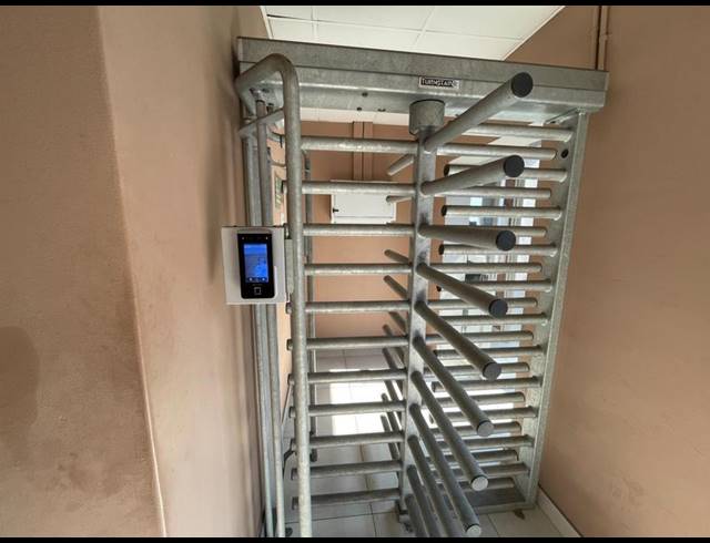 26 BEDROOM COMPLEX FOR SALE IN GLENWOOD